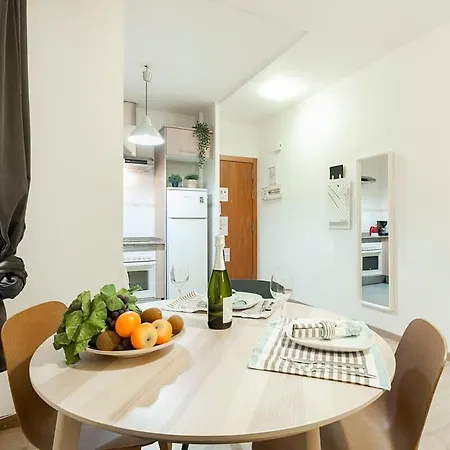 Apartamento Comfortable 3bd In Poblenou Next To The Only For Families! *
